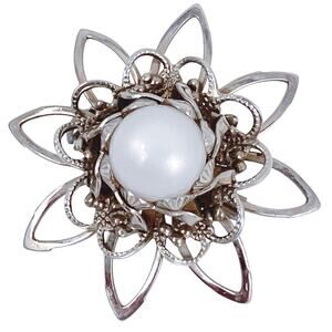 VTG Mid Century Moonglow Brooch Lucite Floral Starburst Pin Silver Tone